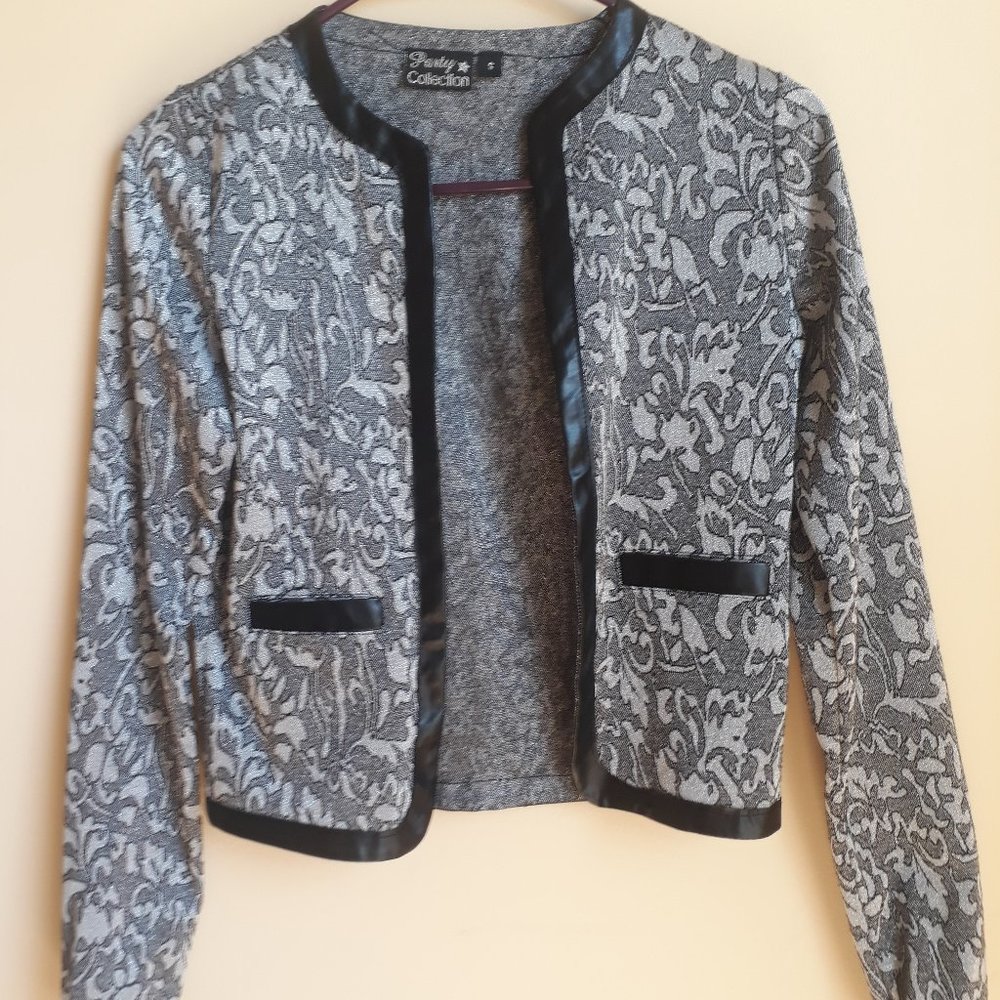 $15 Tees long Sleeve gray and black